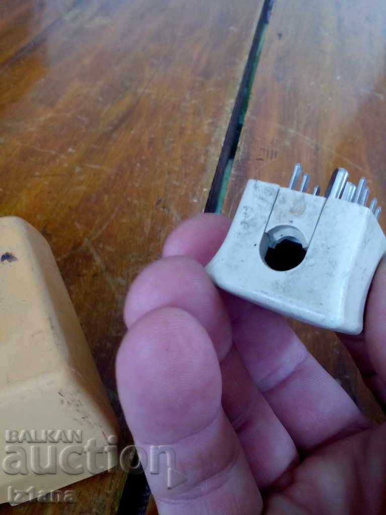 Old LAN cable outlet - 5 Old LAN cable outlet - 5