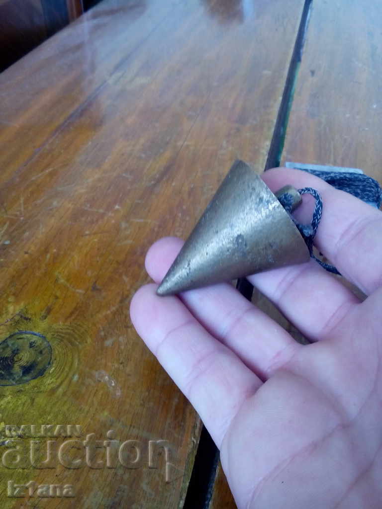 Auction Old plumb line Auction Old plumb line