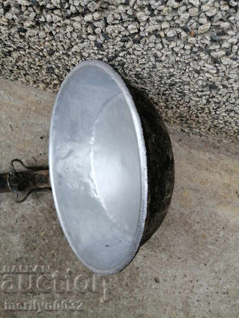 An old copper pan, a baker, a tray, a copper pot - 7