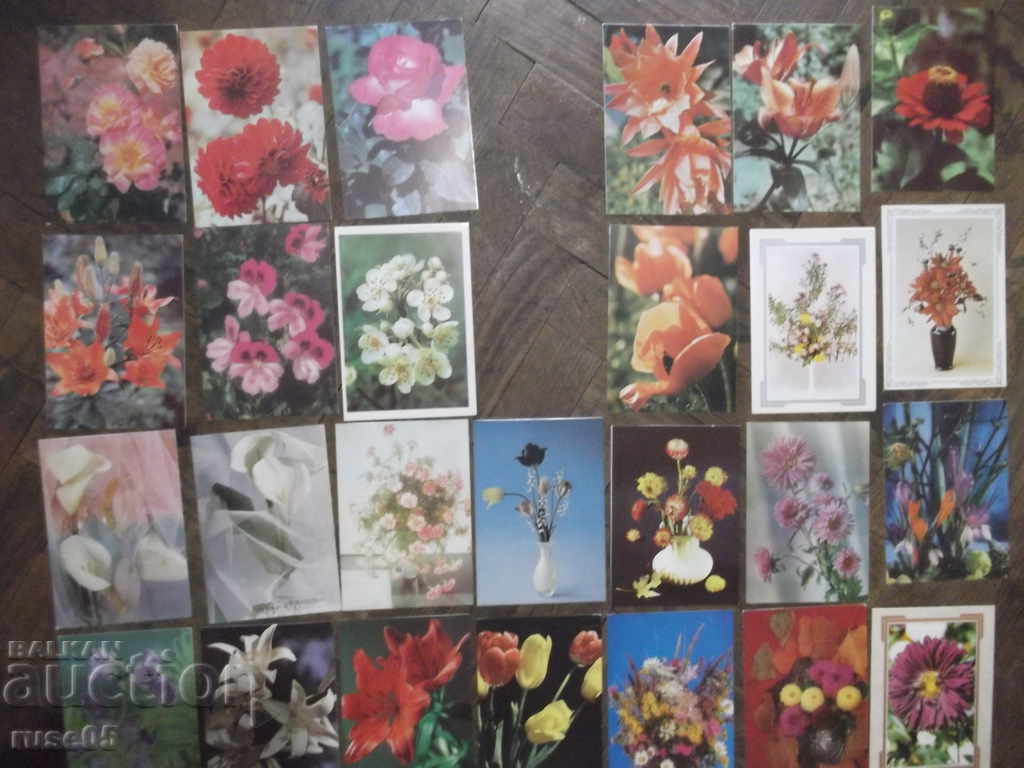 Auction Lot of 35 pcs. postcards with flowers * Auction Lot of 35 pcs. postcards with flowers *