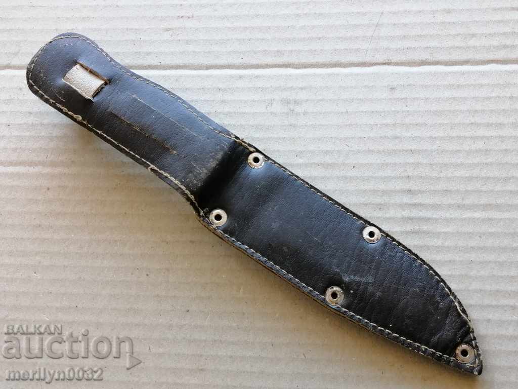 An old tourist knife with a kama dagger, a blade with price 55.00 BGN | € 28.12 An old tourist knife with a kama dagger, a blade with price 55.00 BGN | € 28.12