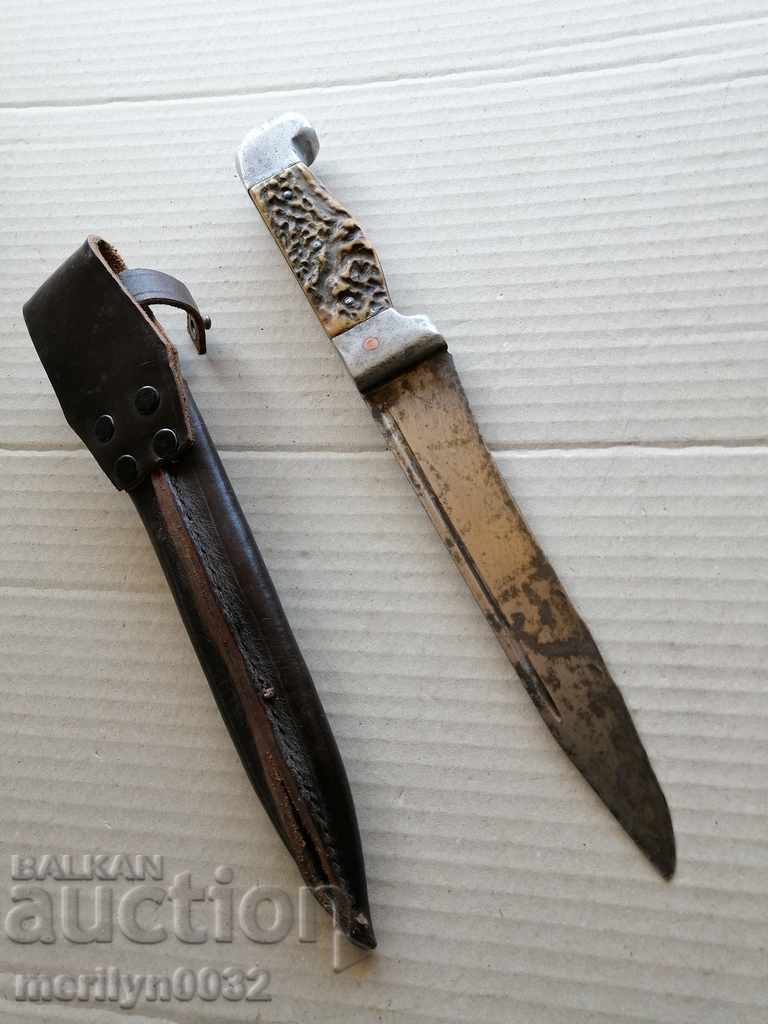 An old hunting knife with a dagger dagger, a blade - 7 An old hunting knife with a dagger dagger, a blade - 7