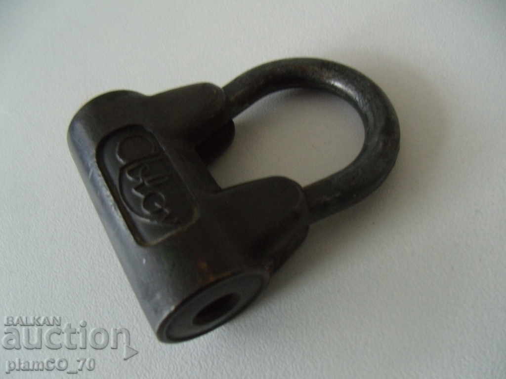 Nr. * 4148 lacat vechi cu preț 5.00 BGN | € 2.56 Nr. * 4148 lacat vechi cu preț 5.00 BGN | € 2.56