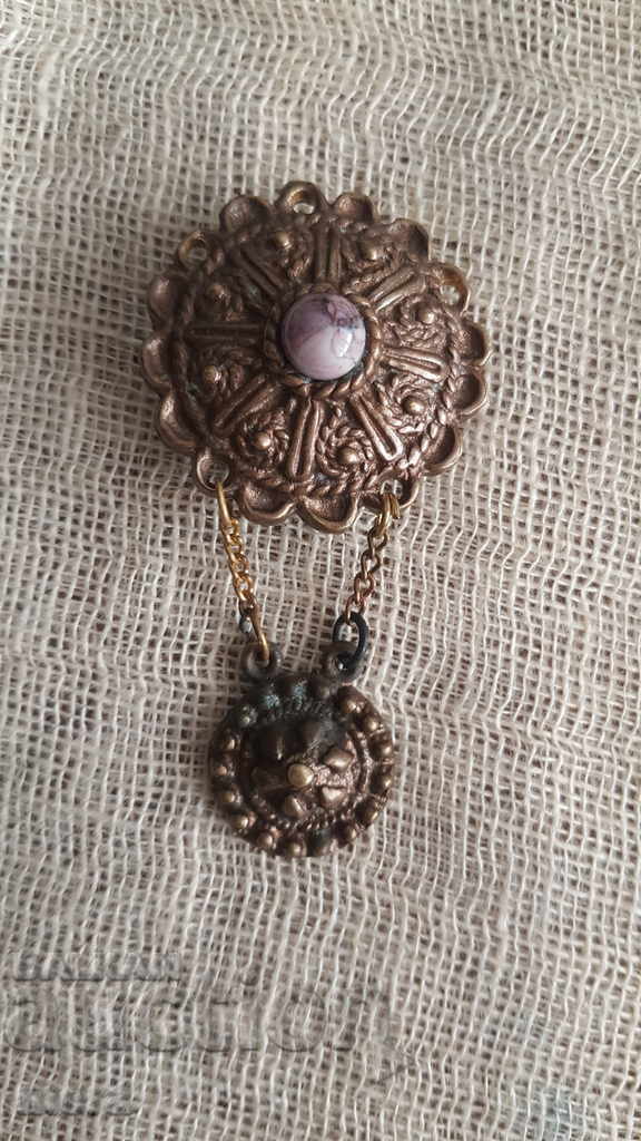 Brochure with price 14.00 BGN | € 7.16