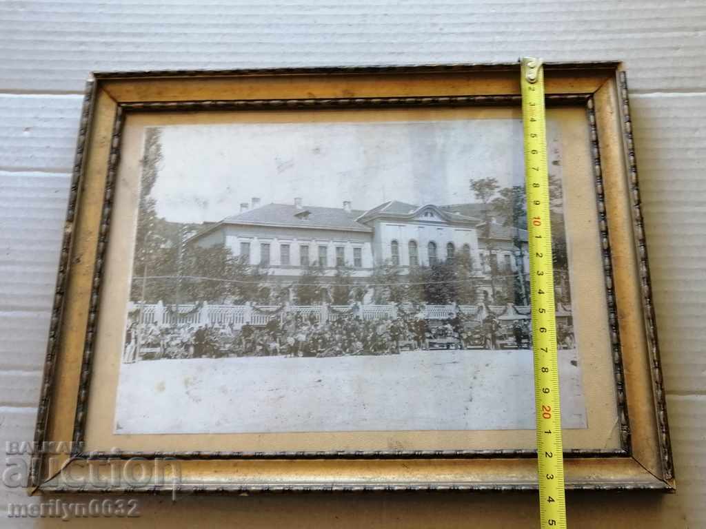 Portrait of grandmother's ceilings photo photoTernovo cars with price 94.00 BGN | € 48.06 Portrait of grandmother's ceilings photo photoTernovo cars with price 94.00 BGN | € 48.06