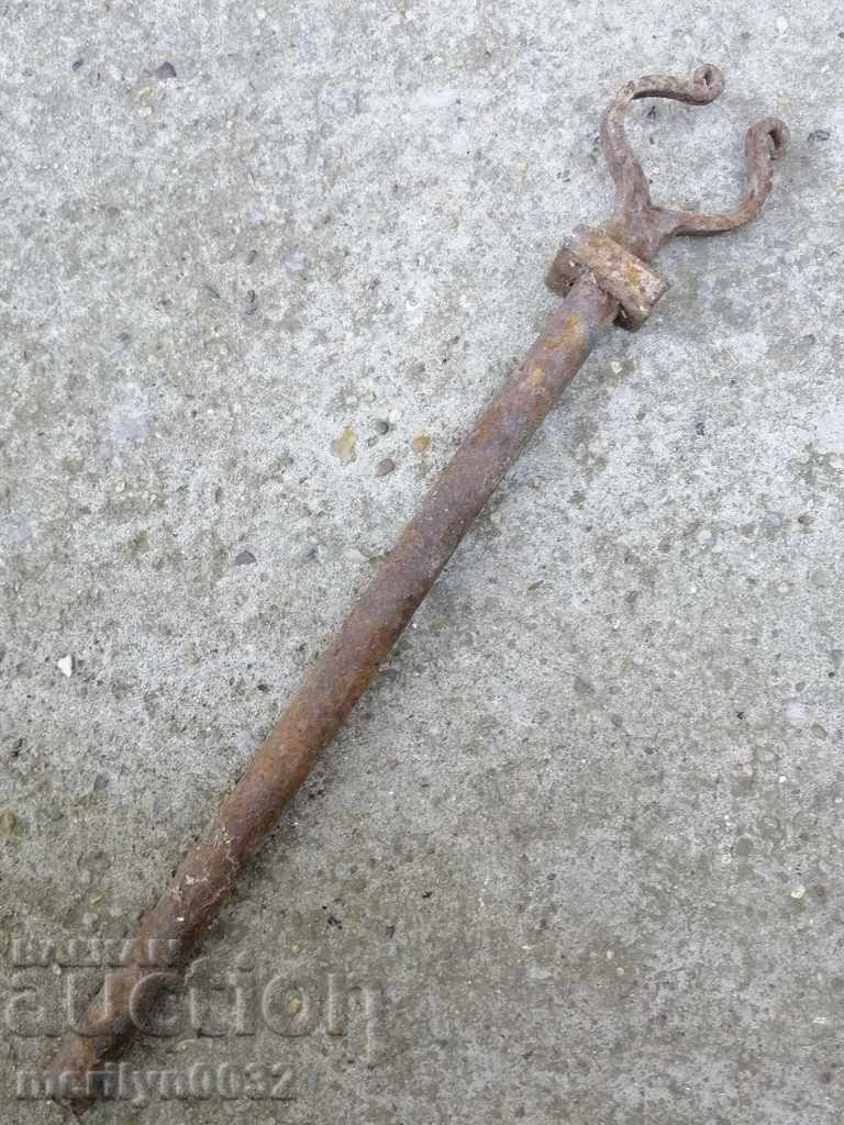 Auction Forged bull for bullock, forged iron, nail Auction Forged bull for bullock, forged iron, nail