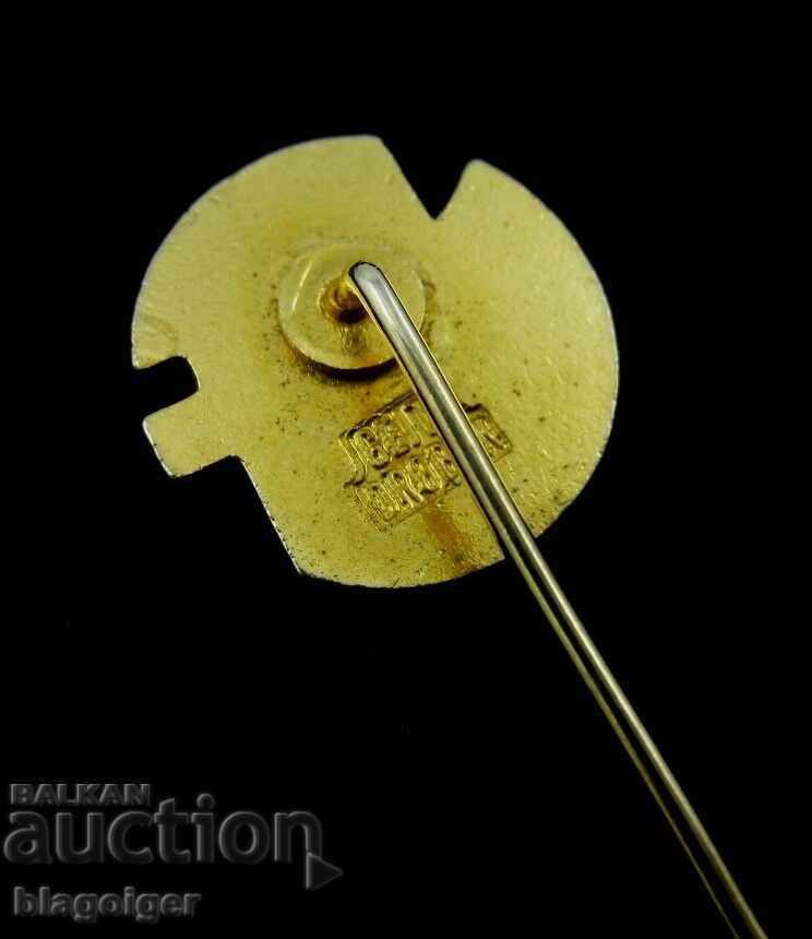 Delivery of OLD FOOTBALL BADGE - NORWAY FOOTBALL FEDERATION - EMAIL Delivery of OLD FOOTBALL BADGE - NORWAY FOOTBALL FEDERATION - EMAIL