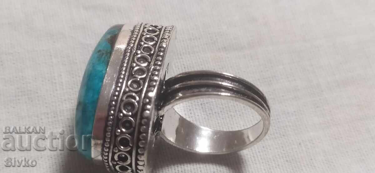 Inel argint turcoaz masiv 19 mm cu preț 63.99 BGN | € 32.72 Inel argint turcoaz masiv 19 mm cu preț 63.99 BGN | € 32.72