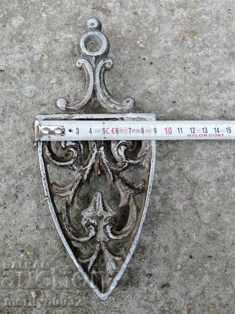 Auction Old embossing iron pad Auction Old embossing iron pad