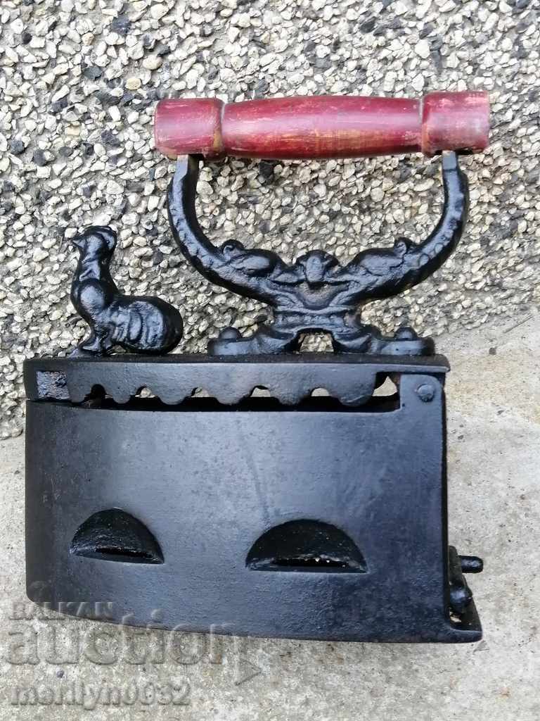 Παλιό σίδερο στο μοντέλο RED με τιμή 69.00 BGN | € 35.28 Παλιό σίδερο στο μοντέλο RED με τιμή 69.00 BGN | € 35.28