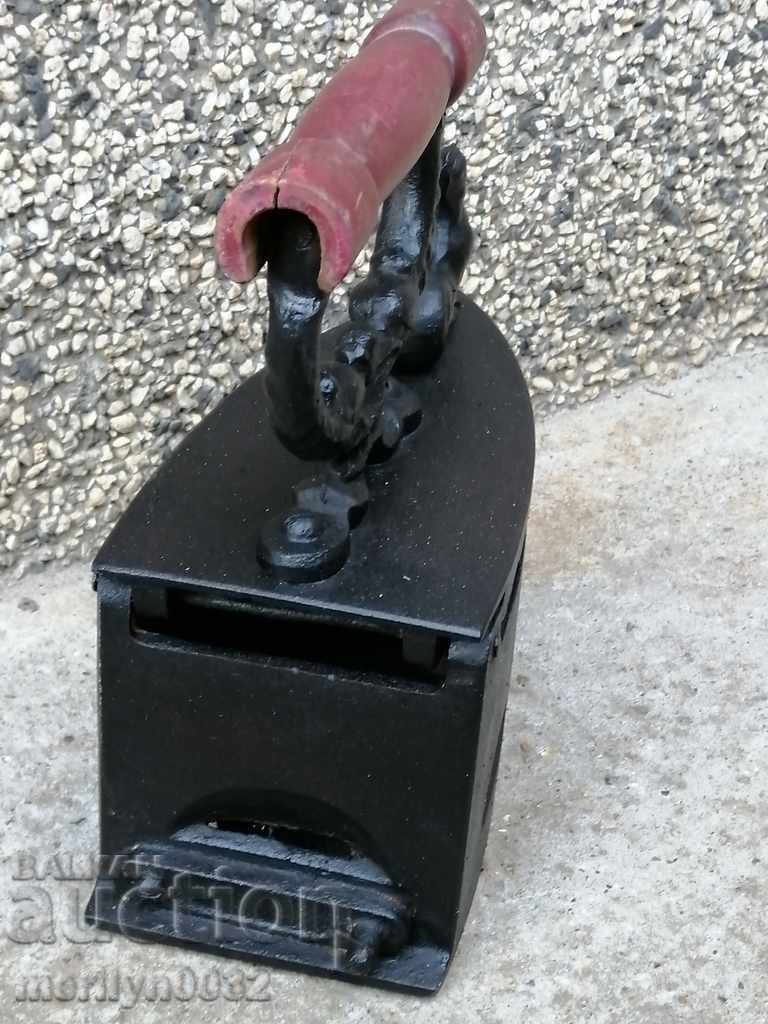 Παλιό σίδερο στο μοντέλο RED - 5 Παλιό σίδερο στο μοντέλο RED - 5