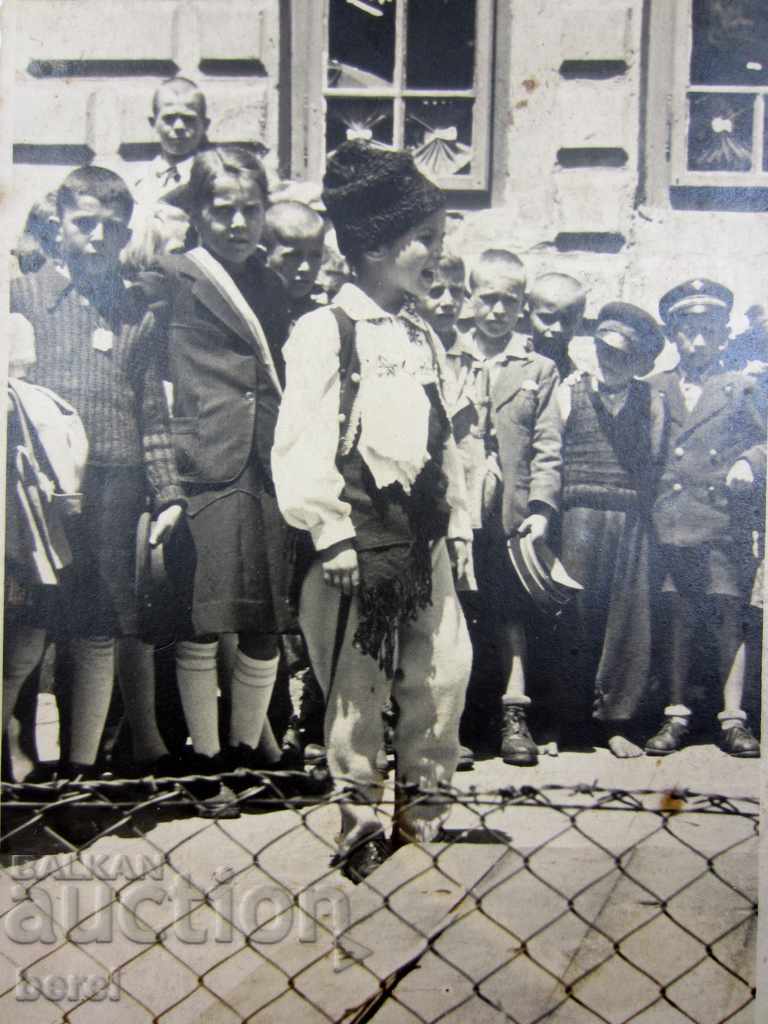 Delivery of OLD PHOTOGRAPHY-Tsar BULGARIA-SCHOOL UNIVERSITY-CALPACK Delivery of OLD PHOTOGRAPHY-Tsar BULGARIA-SCHOOL UNIVERSITY-CALPACK