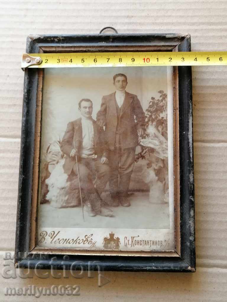 Delivery of Portrait of grandmother's ceilings picture photography gardeners Russia Delivery of Portrait of grandmother's ceilings picture photography gardeners Russia