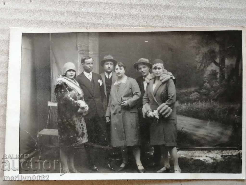 Old Photo Photography Portrait Company with price 19.00 BGN | € 9.71 Old Photo Photography Portrait Company with price 19.00 BGN | € 9.71