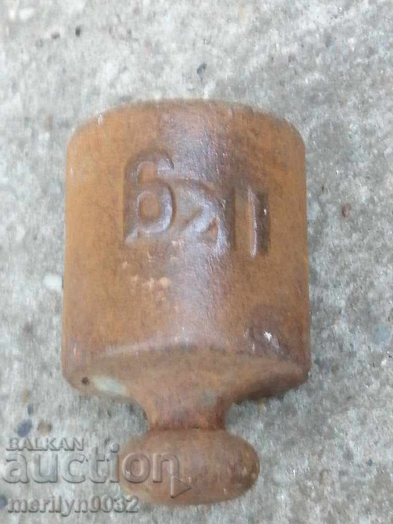 Old weighing scale, exaggeration, kilogram control weight - 6 Old weighing scale, exaggeration, kilogram control weight - 6