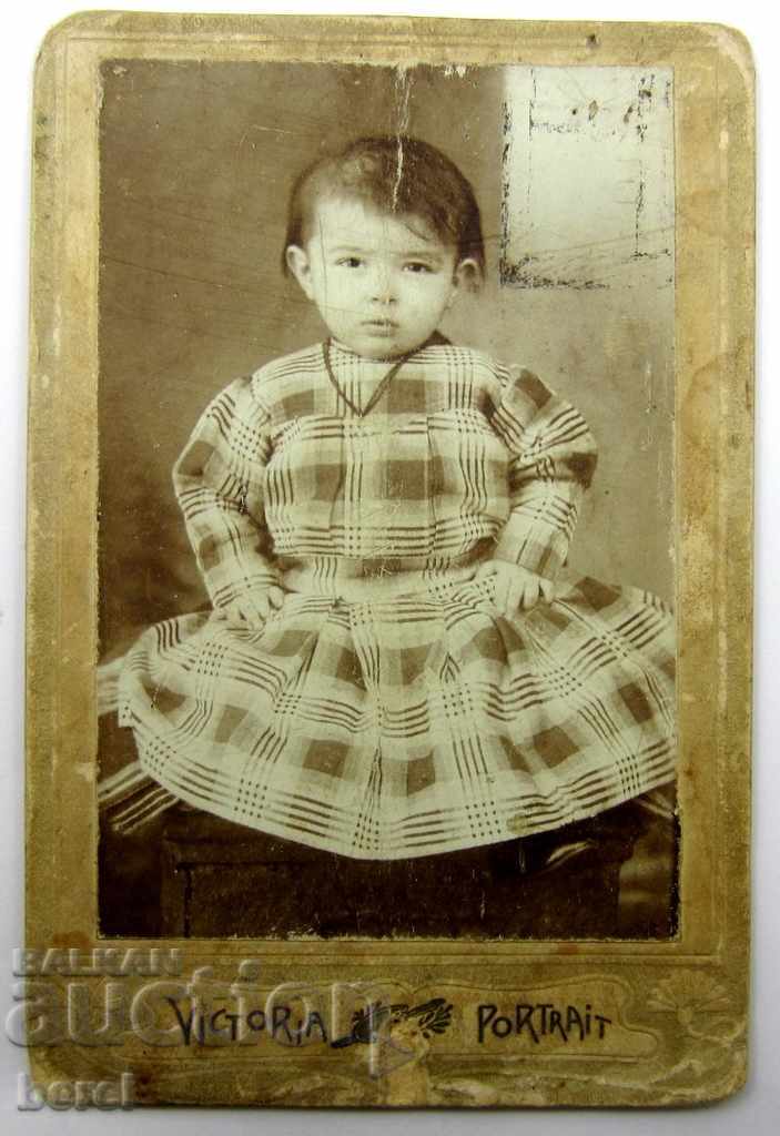 OLD PHOTOGRAPHY-CHILD-PORTRAIT PHOTOGRAPHY