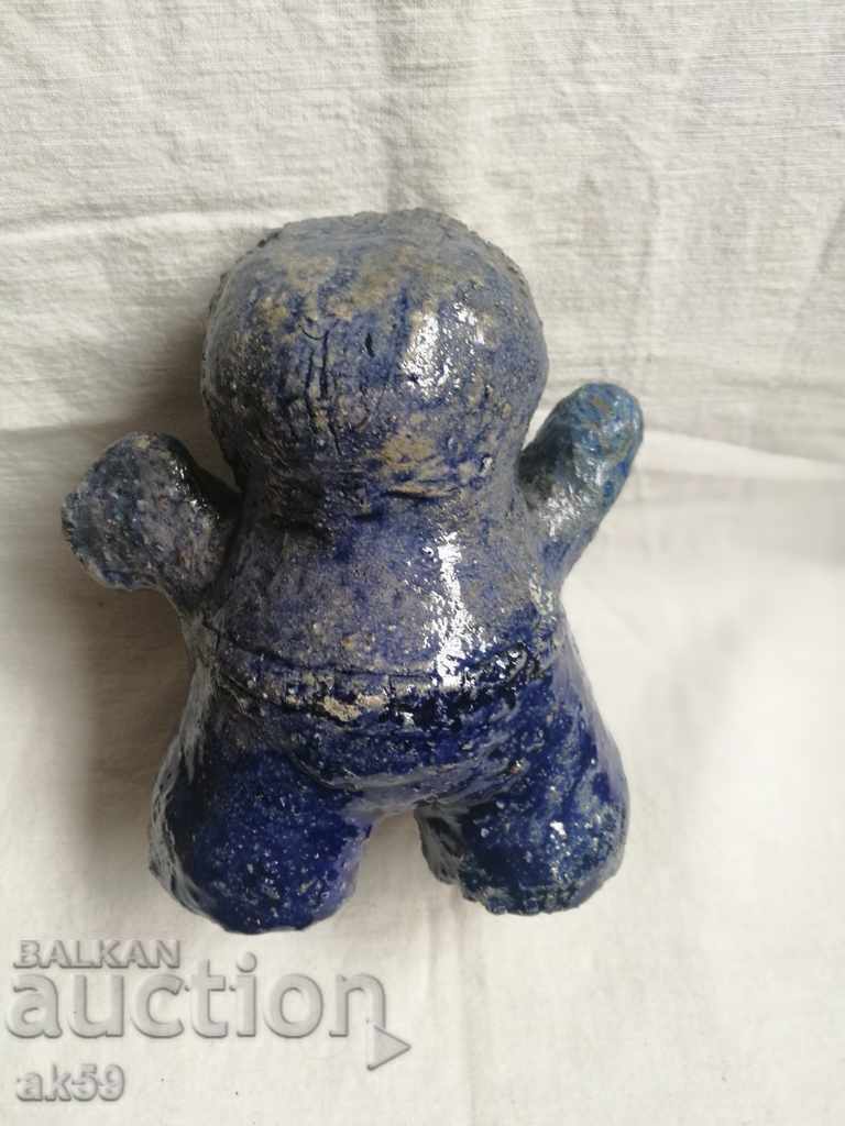 Licitație Plastic mic, sculptură - „Câștigătorul” - masă din argilă. Licitație Plastic mic, sculptură - „Câștigătorul” - masă din argilă.