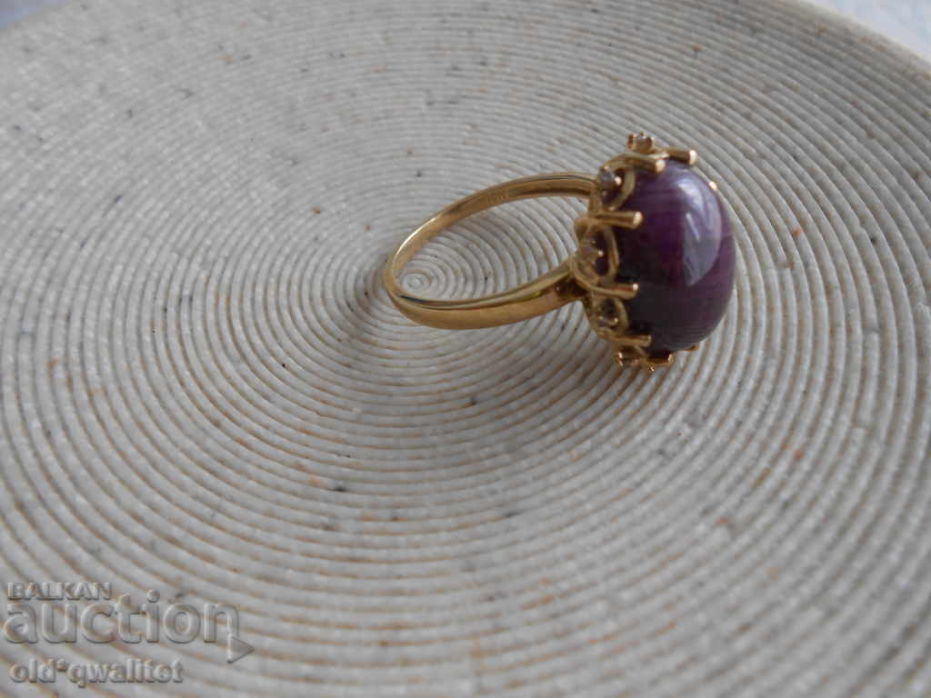 Women's Ring with Ruby and Diamonds, 375 Gold, size 20 - 7 Women's Ring with Ruby and Diamonds, 375 Gold, size 20 - 7