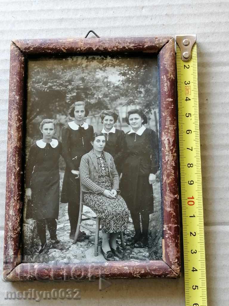 Auction  Portrait Photo Photo Turnovo High School Girl And Landlady