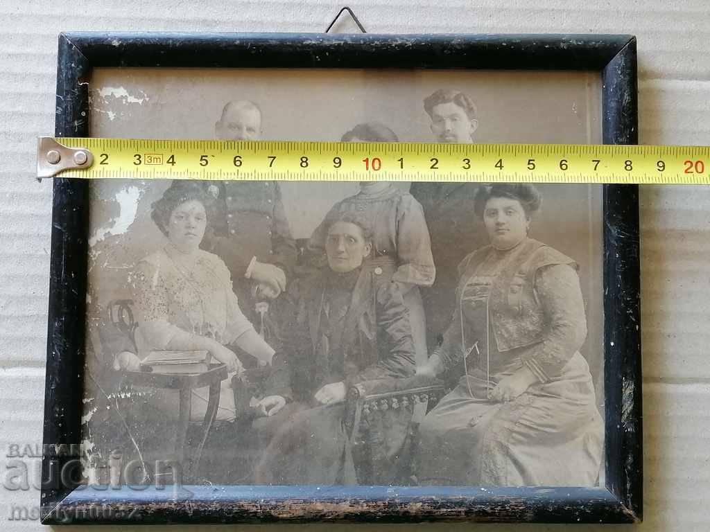 Delivery of Portrait Photo Photo Turnovo Tizards Delivery of Portrait Photo Photo Turnovo Tizards