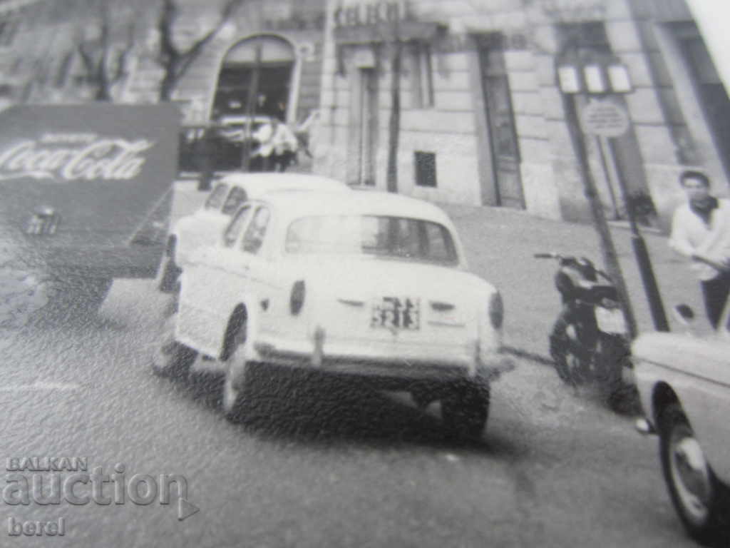 Auction  OLD PHOTOS-ROME-1955-RETRO CARS-COCA CAR