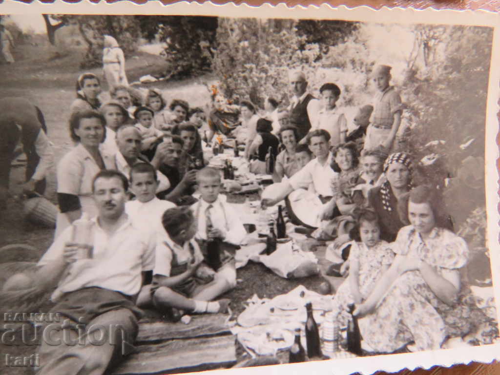 OLD PICTURES with price 1.99 BGN | € 1.02 OLD PICTURES with price 1.99 BGN | € 1.02