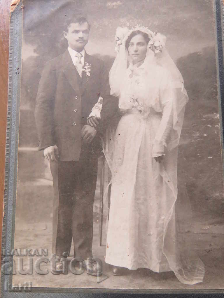 OLD PHOTO - CARDBOARD with price 17.99 BGN | € 9.20 OLD PHOTO - CARDBOARD with price 17.99 BGN | € 9.20