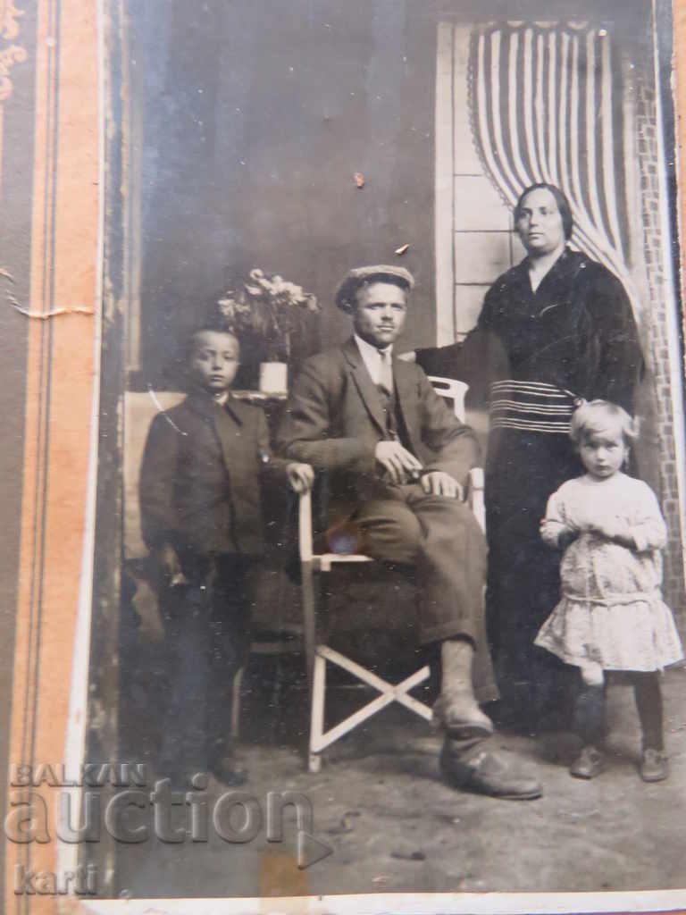 STAR PHOTOGRAPHY - CARD with price 5.99 BGN | € 3.06 STAR PHOTOGRAPHY - CARD with price 5.99 BGN | € 3.06