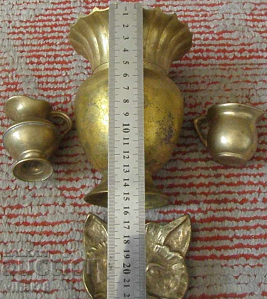 Auction  Brass lot of a vase, ashtray and two small jugs