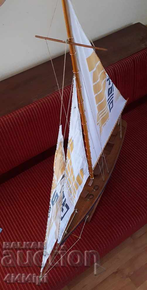 Model unic, mare de iaht - 5 Model unic, mare de iaht - 5