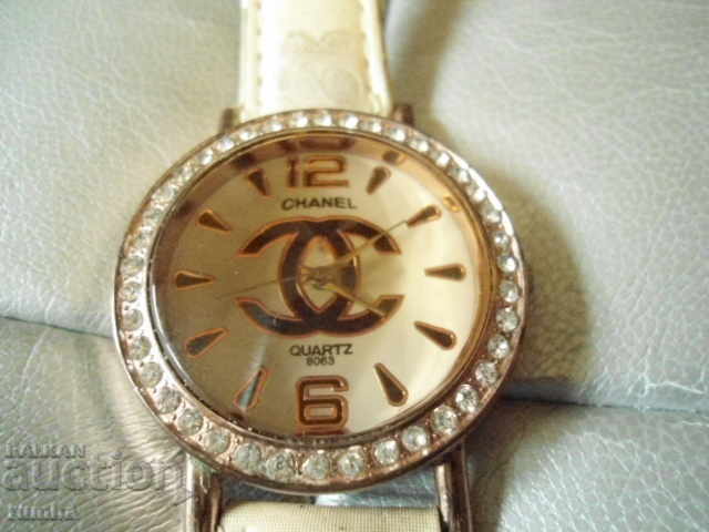 Chanel - 6 Chanel - 6