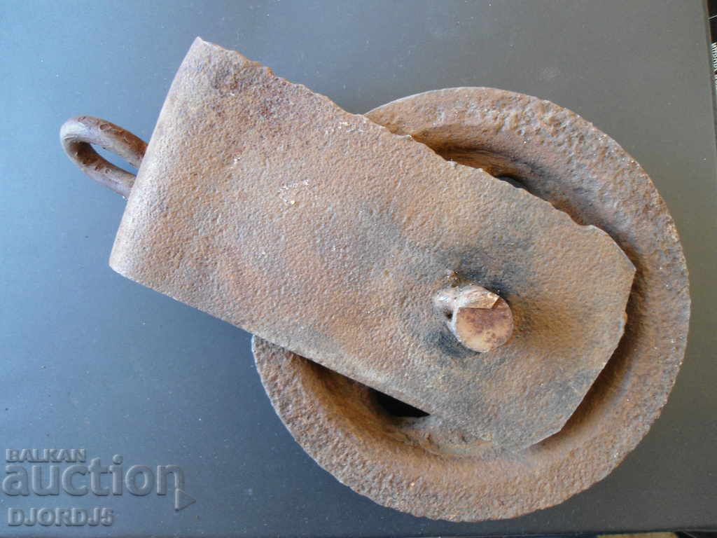 Auction Old reel Auction Old reel