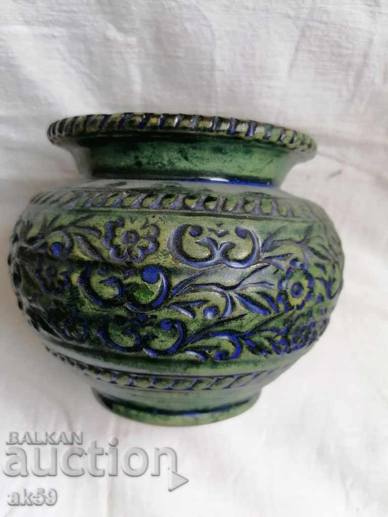 Vase - Ceramics.