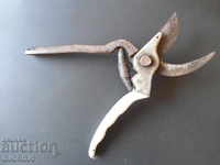 Old viticulture scissors