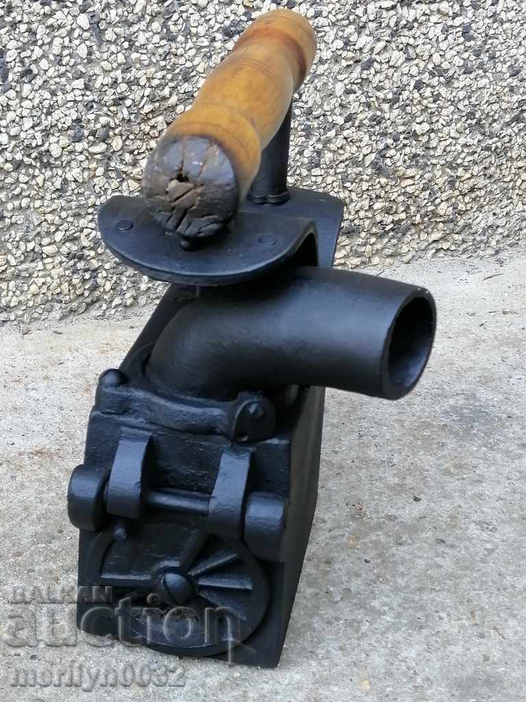 Old WW1 German professional heat iron - 6 Old WW1 German professional heat iron - 6