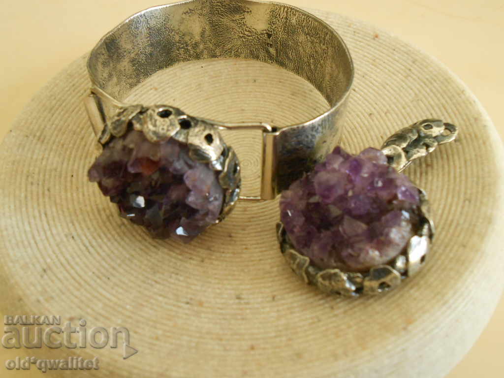 Δημοπρασία Ελκυστικό ασημένιο βραχιόλι και κρεμαστό κόσμημα, ασήμι 835 και αμέθυστος Δημοπρασία Ελκυστικό ασημένιο βραχιόλι και κρεμαστό κόσμημα, ασήμι 835 και αμέθυστος