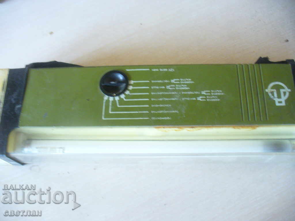 Auction  CAR HEADLIGHT--CAMPING