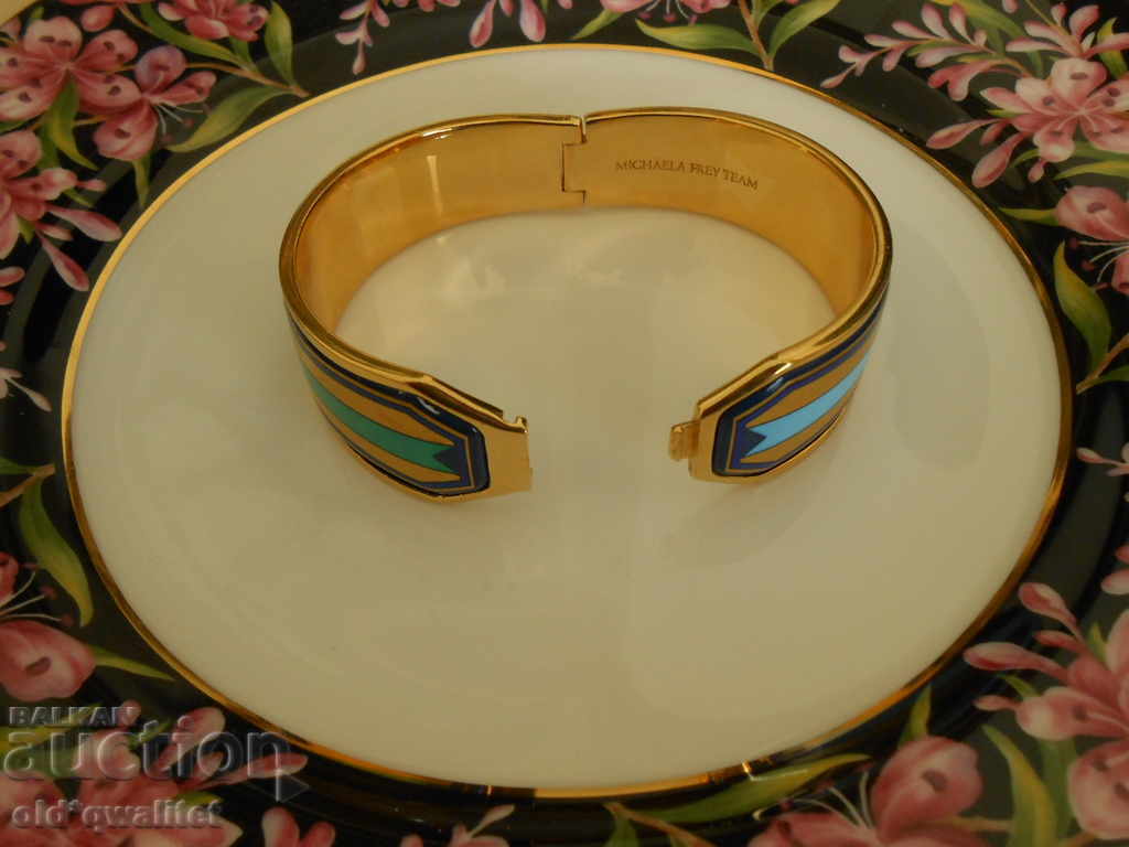 ORIGINAL DESIGNER BRACELET, Austria, stamp - 6 ORIGINAL DESIGNER BRACELET, Austria, stamp - 6