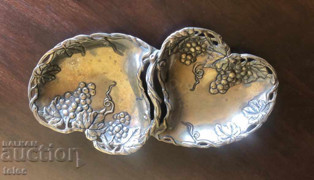Vas de artă decorat din argint pentru bomboane / nuci
