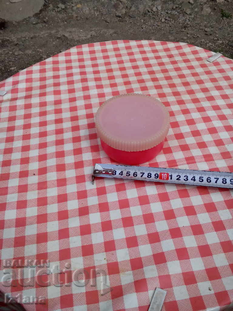 Auction Old food box Auction Old food box