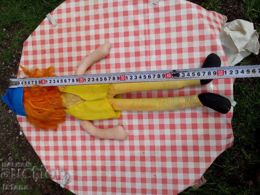 Παράδοση Παλιά κούκλα, κλόουν Παράδοση Παλιά κούκλα, κλόουν