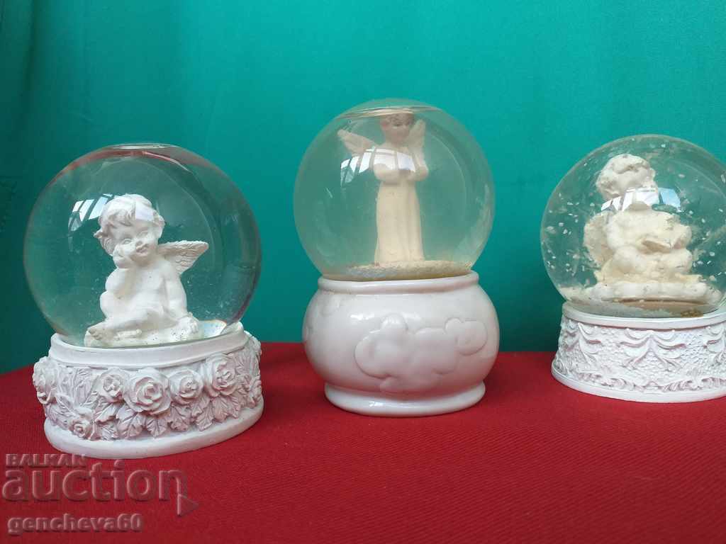 LOT Angels - Presă hârtie cu preț 35.00 BGN | € 17.90 LOT Angels - Presă hârtie cu preț 35.00 BGN | € 17.90