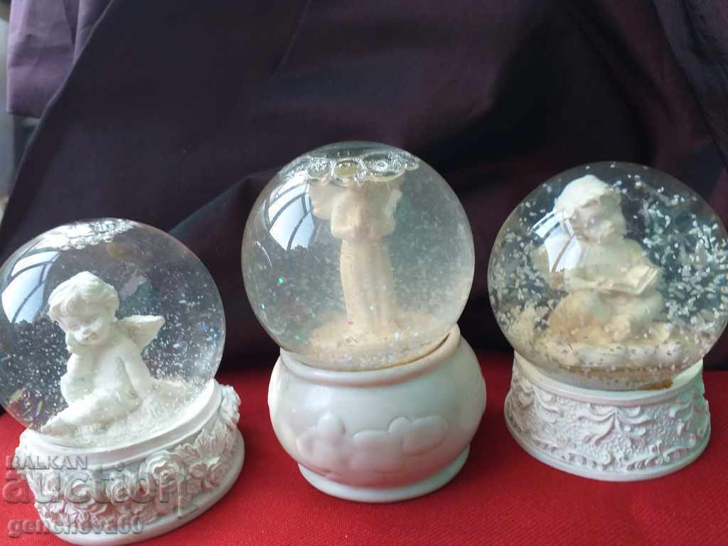 Licitație LOT Angels - Presă hârtie Licitație LOT Angels - Presă hârtie