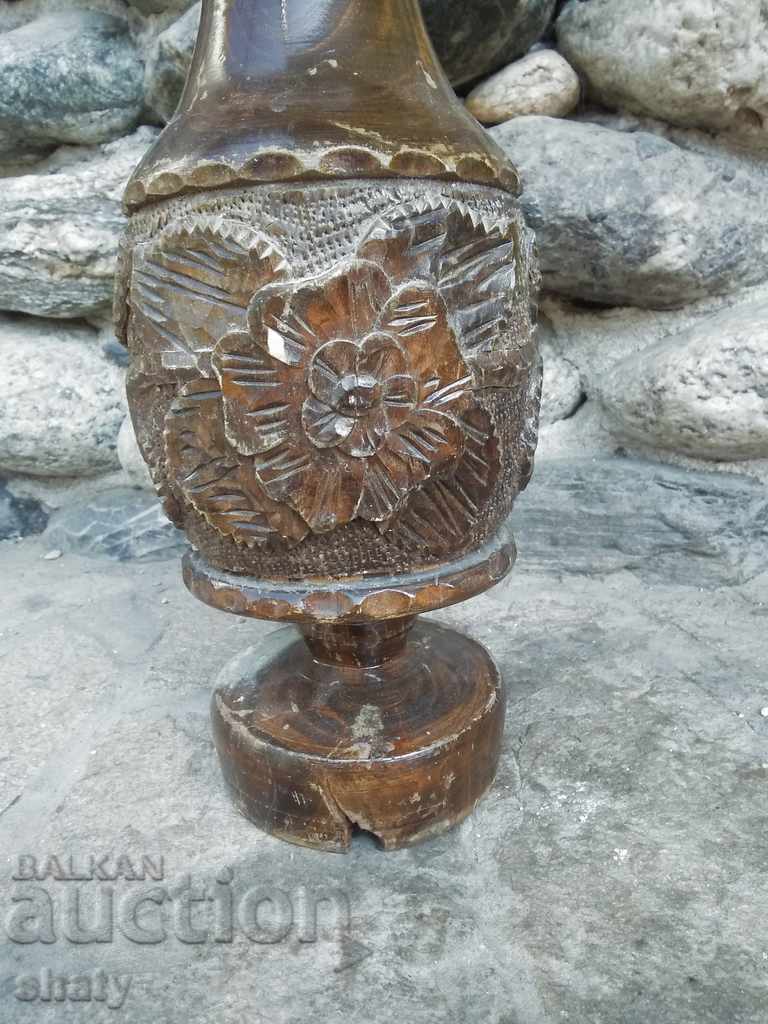 Large wooden vase. with price 20.00 BGN | € 10.23 Large wooden vase. with price 20.00 BGN | € 10.23