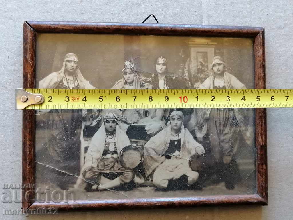 Portrait of grandmother's ceilings picture picture frame of dancer - 5 Portrait of grandmother's ceilings picture picture frame of dancer - 5