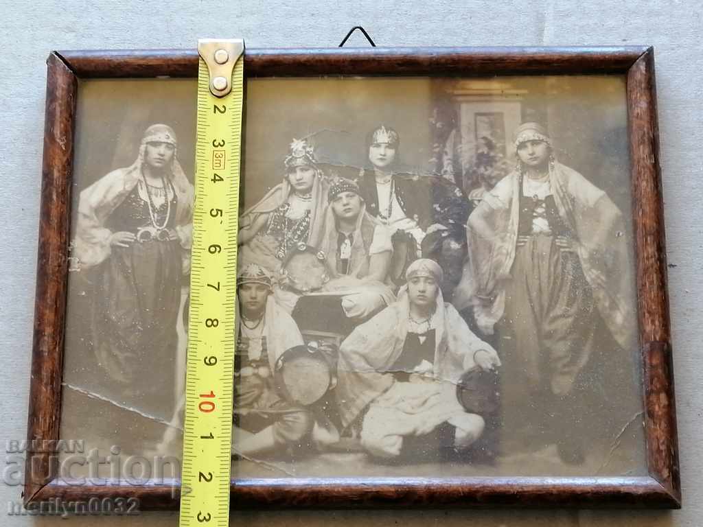 Portrait of grandmother's ceilings picture picture frame of dancer - 6 Portrait of grandmother's ceilings picture picture frame of dancer - 6