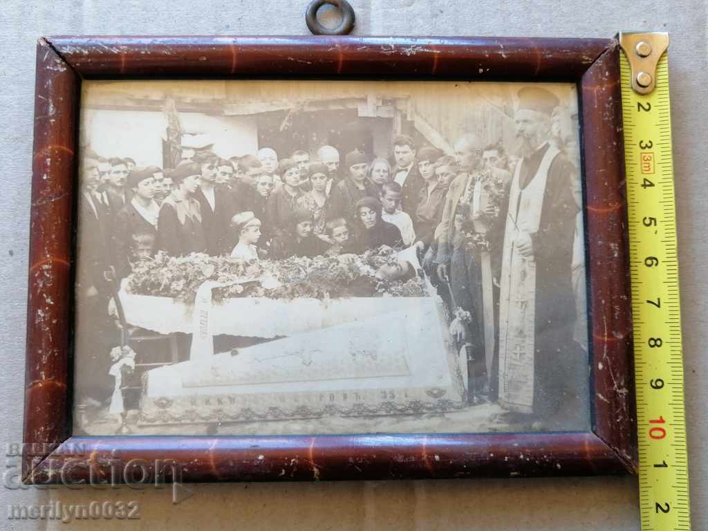 Παράδοση Φωτογραφία κηδείας ιερέας φωτογραφία πορτρέτο Παράδοση Φωτογραφία κηδείας ιερέας φωτογραφία πορτρέτο