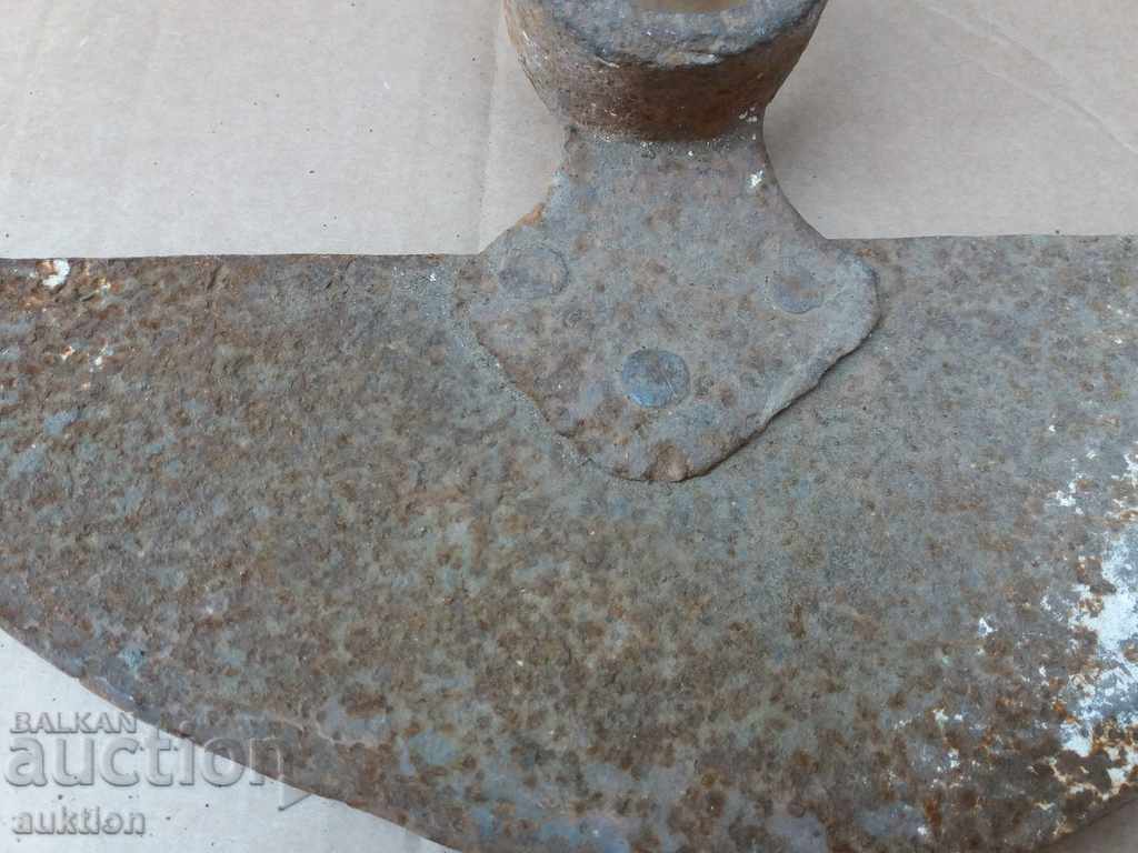 MASSIVE LARGE WROUGHT MOTHER - EXCELLENT YARN with price 3.99 BGN | € 2.04 MASSIVE LARGE WROUGHT MOTHER - EXCELLENT YARN with price 3.99 BGN | € 2.04