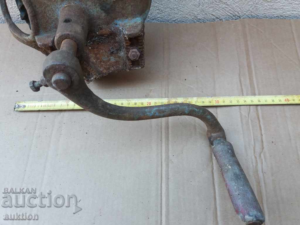 Livrarea MAȘINĂ VÂNZĂTORĂ DE MUNCĂ VÂNZĂTORĂ PENTRU RĂDIREA CORNULUI, CORN