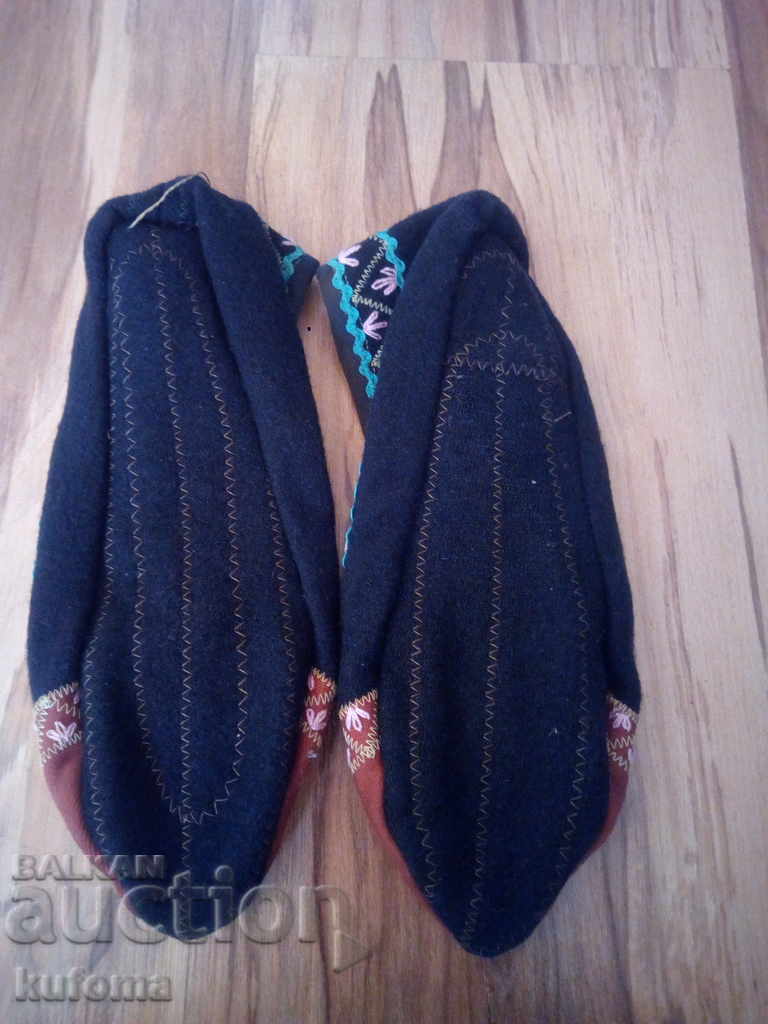 Παλιά αρνιά με τιμή 14.99 BGN | € 7.66 Παλιά αρνιά με τιμή 14.99 BGN | € 7.66